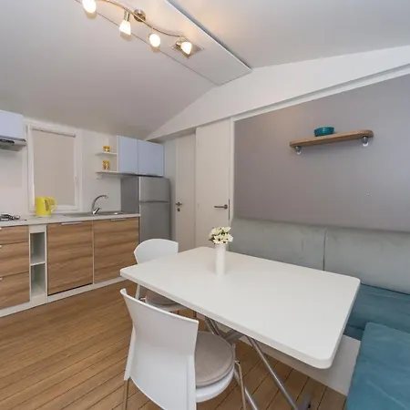 Mobile Homes Crystal