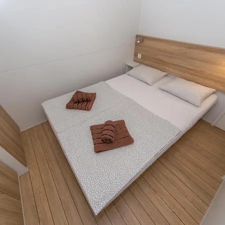 Mobile Homes Crystal 4*