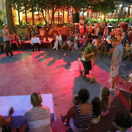 Mobile Homes Crystal 比奥格勒·纳·莫鲁