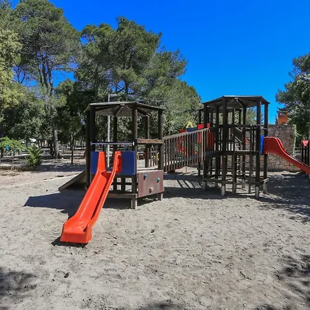 Mobile Homes Crystal 4*