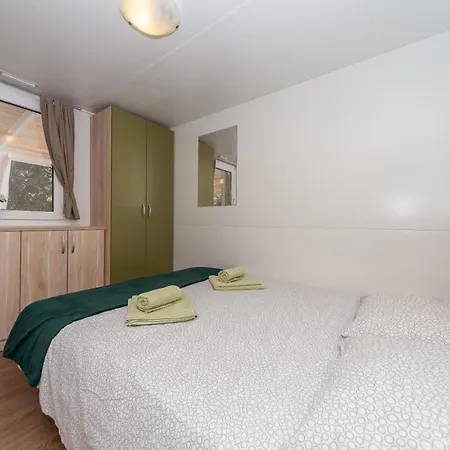Mobile Homes Crystal Biograd Na Moru