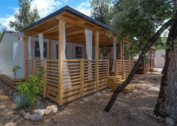 Mobile Homes Crystal Биоград-на-Мору