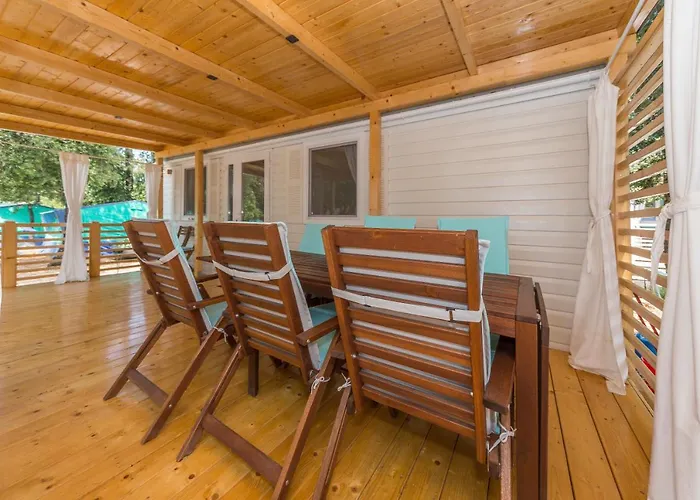 Mobile Homes Crystal 4*