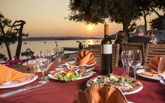 Mobile Homes Crystal Kamp 4*