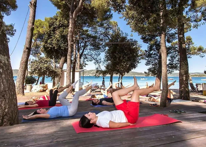 Mobile Homes Crystal