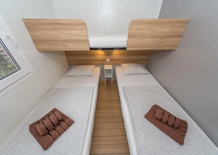 Mobile Homes Crystal 4*