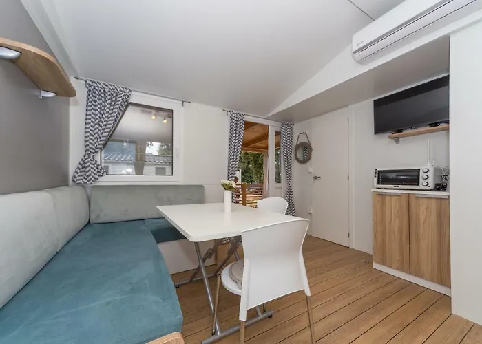 Mobile Homes Crystal Kamp