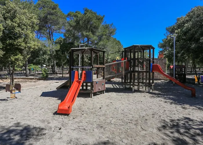 Mobile Homes Crystal 4*