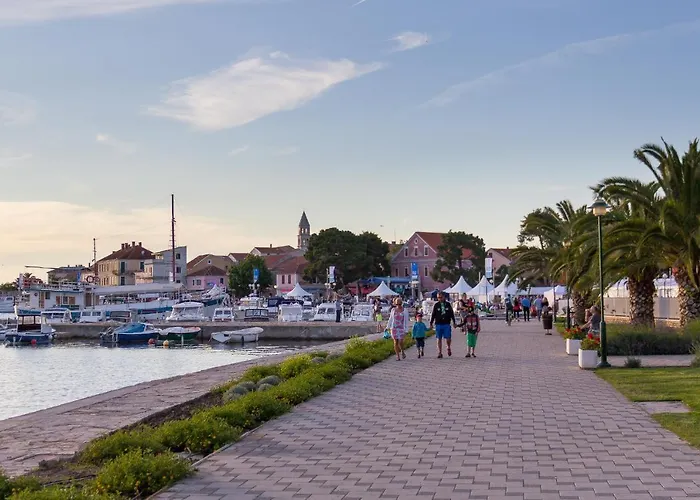 Kamp Mobile Homes Crystal